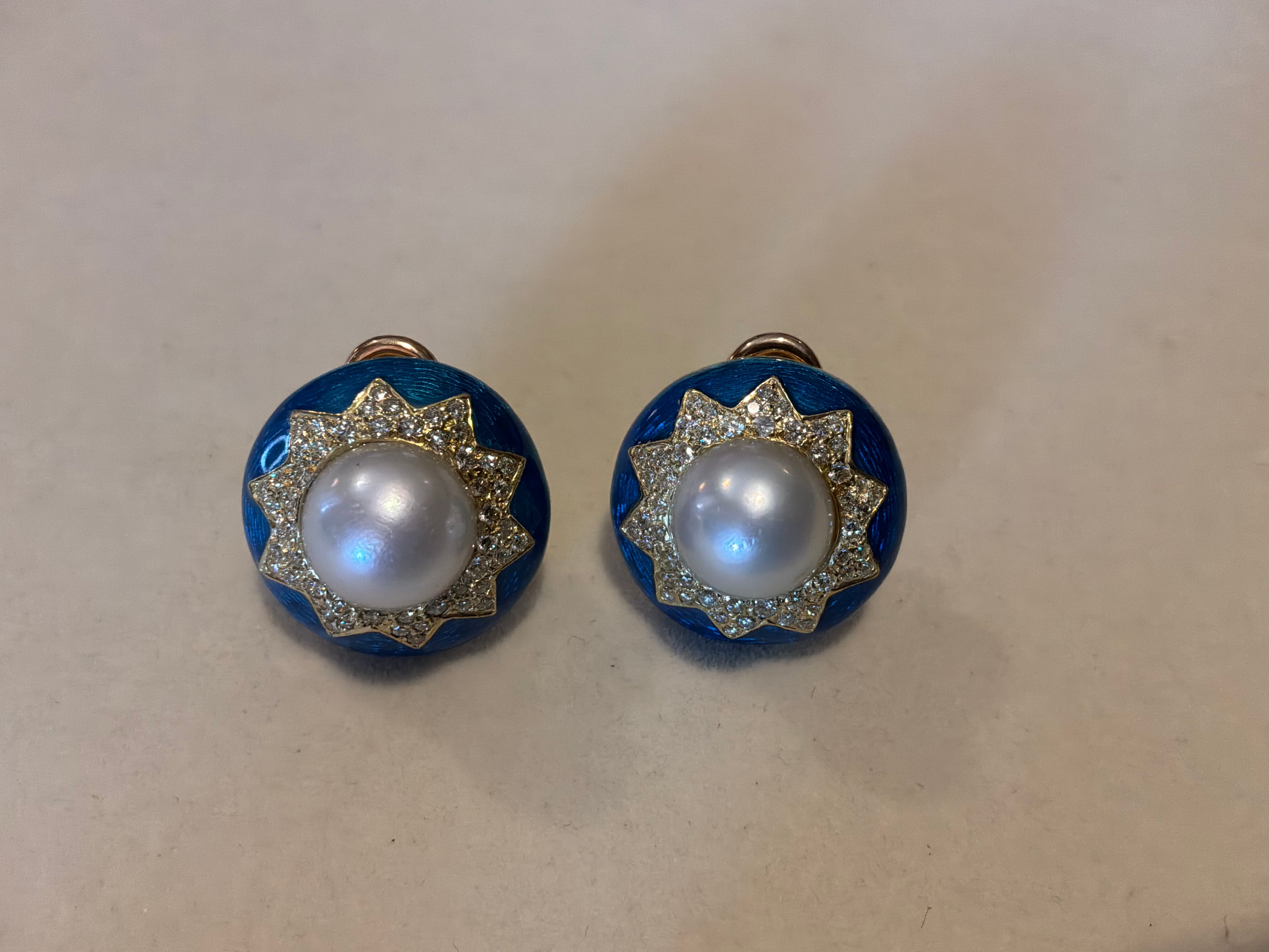 Repair - Earrings - Pearl and Diamond in 18K (Enamel) (1835G)