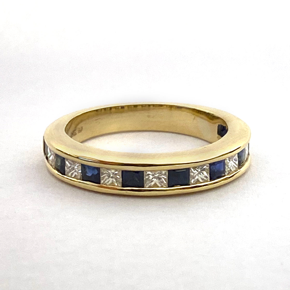 Ring - Blue Sapphire and Diamond in 18K Gold | Singhvi Jewels