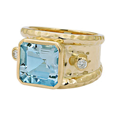 Ring-Aquamarine and Diamond