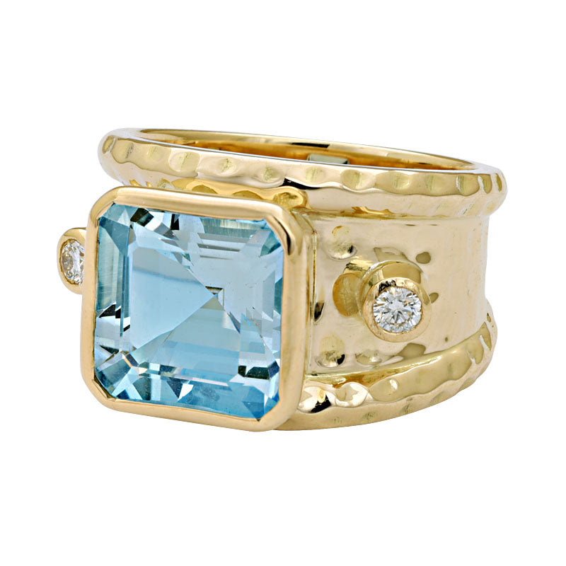 Ring-Aquamarine and Diamond