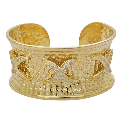 CUFF BANGLE- DIAMOND IN 18K GOLD