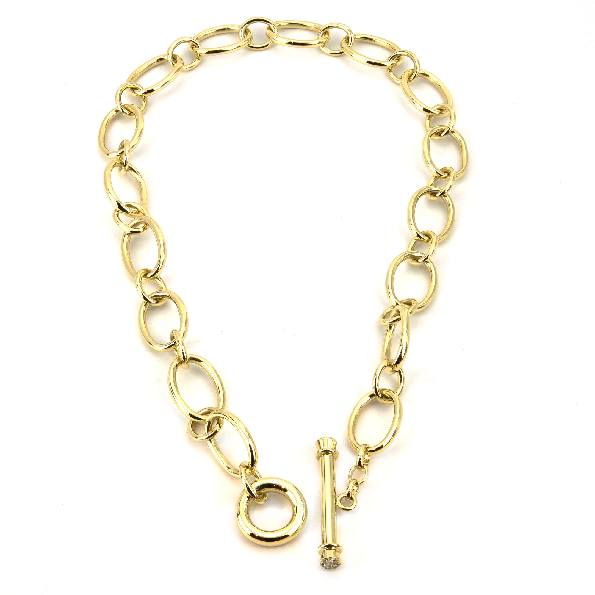 Toggle Necklace - 18k Gold With Diamond | Singhvi Jewels
