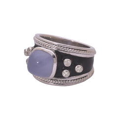 RING- CHALCEDONY AND DIAMOND (ENAMEL) IN SILVER