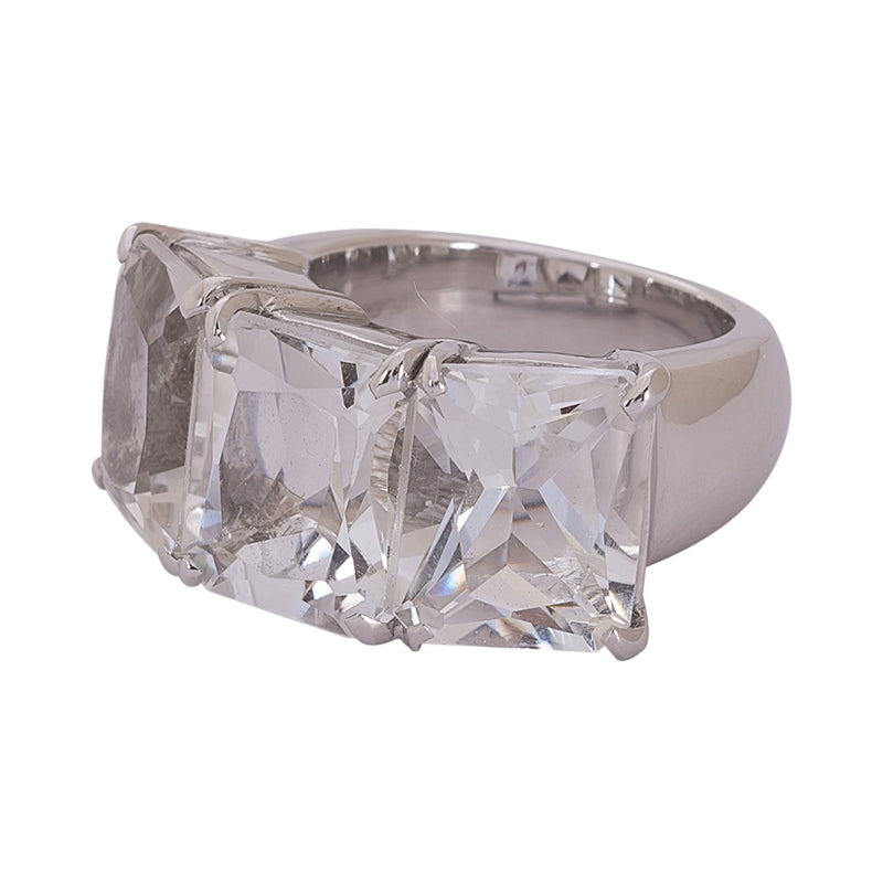 RING - CRYSTAL IN SILVER